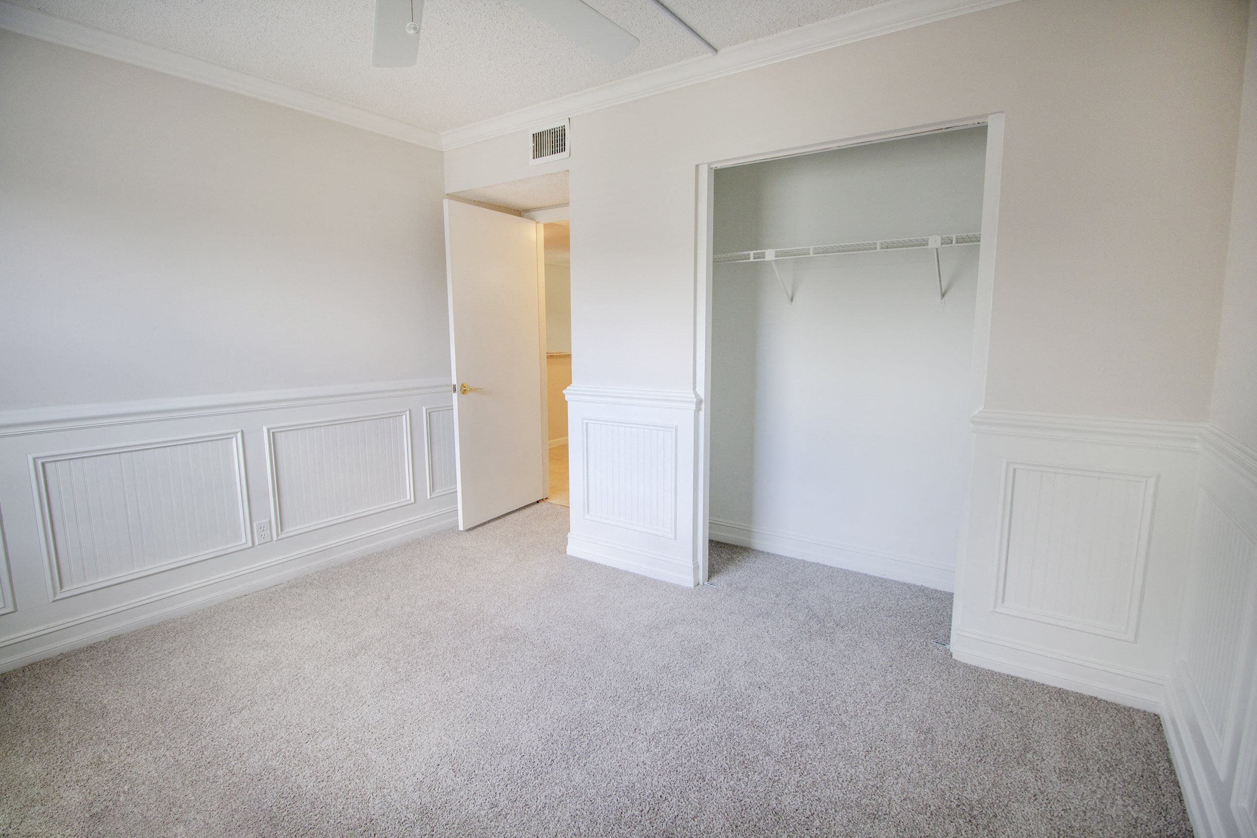 Gallery Photo 43